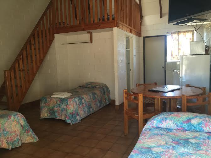Carnarvon Caravan Park Екстериор снимка